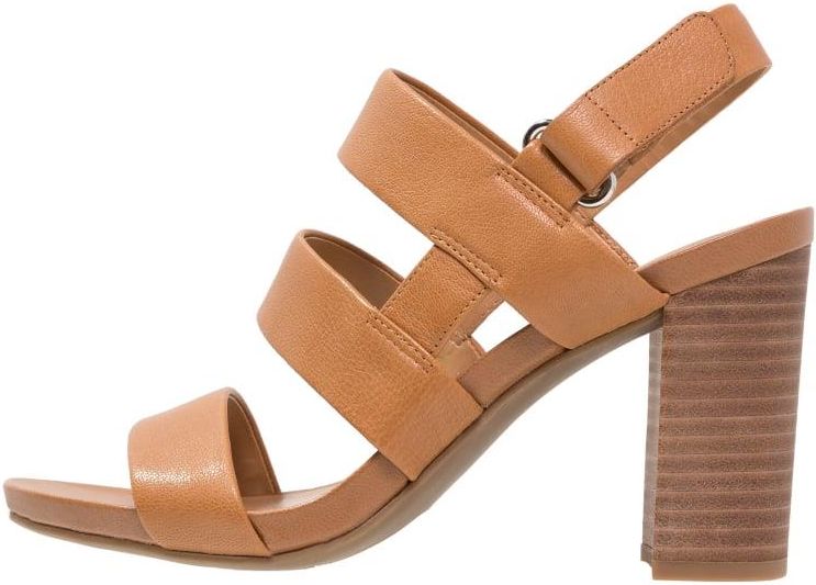 franco sarto sienna