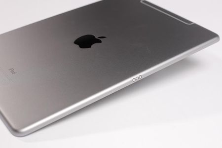 i pad pro 10.5インチ 256GB Amazon.co.jp: Apple iPad Pro (10.5インチ, Wi-Fi, 256GB