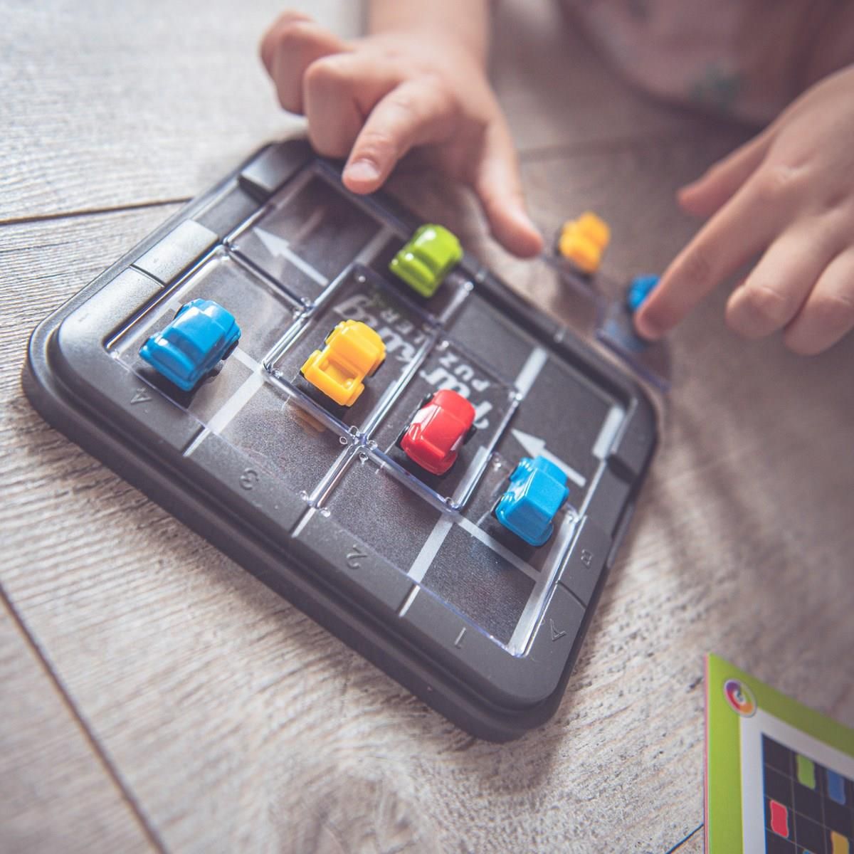 Smart Games Parking Puzzler – Gioco Di Logica E Ingegno Con 73 Sfide, Per Bambini E Adulti
