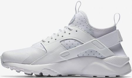 Huarache ultra hotsell white and black