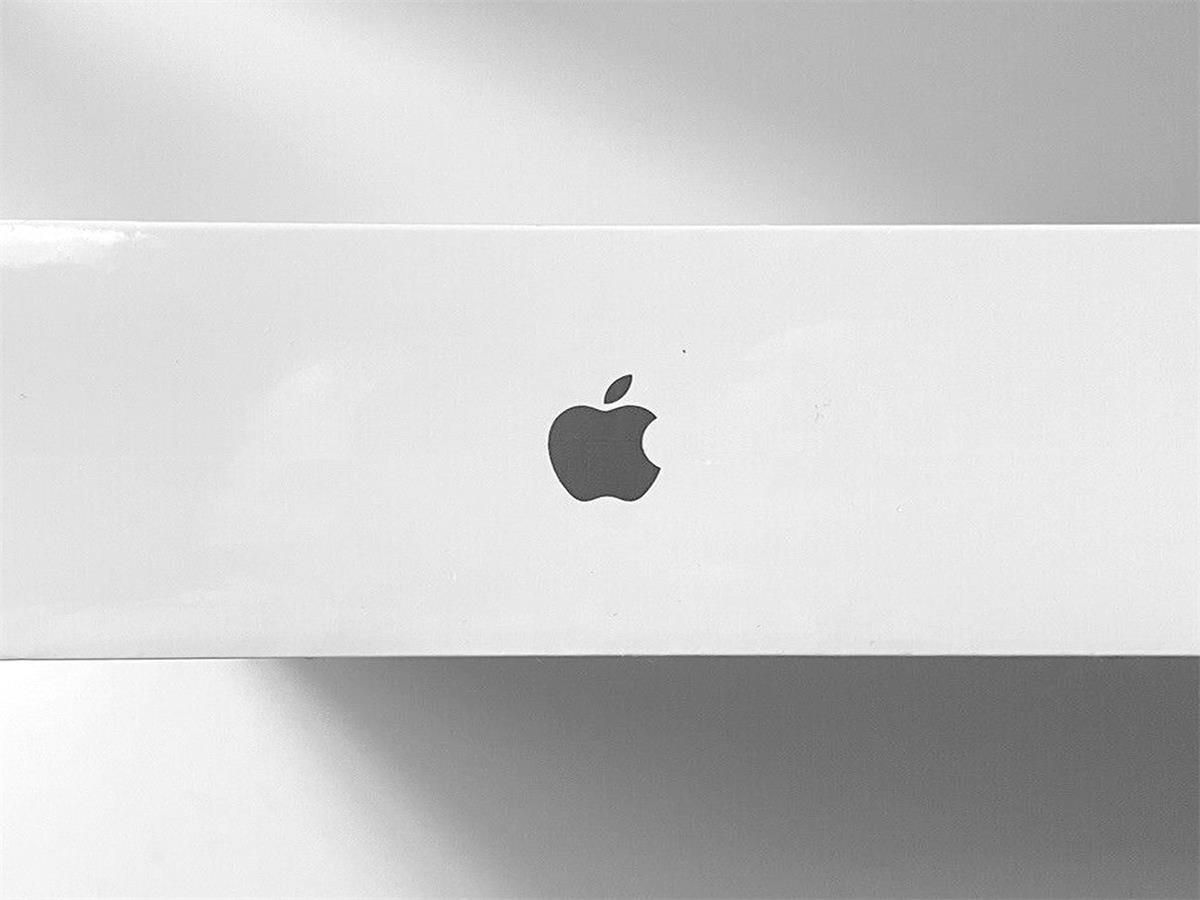 Laptop Apple MacBook Pro 13,3 Touch Bar i5 256GB Srebrny