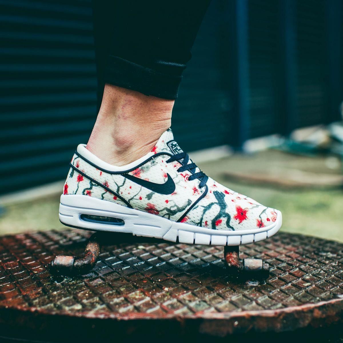 janoski max cherry blossom