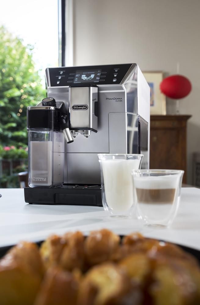 De'Longhi PrimaDonna Class ECAM 550 
