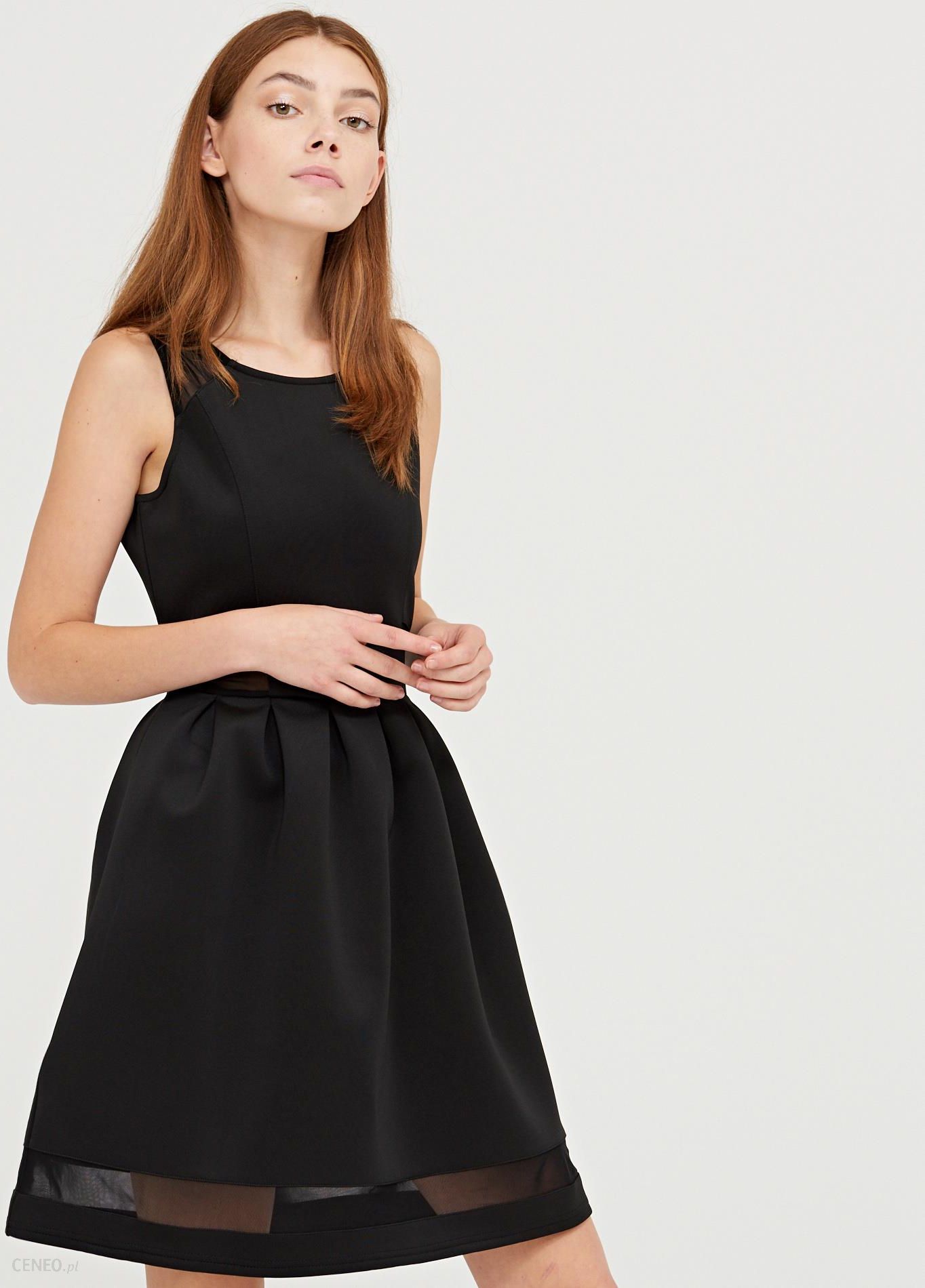 Cropp - Rozkloszowana sukienka - Czarny - Ceny i opinie 