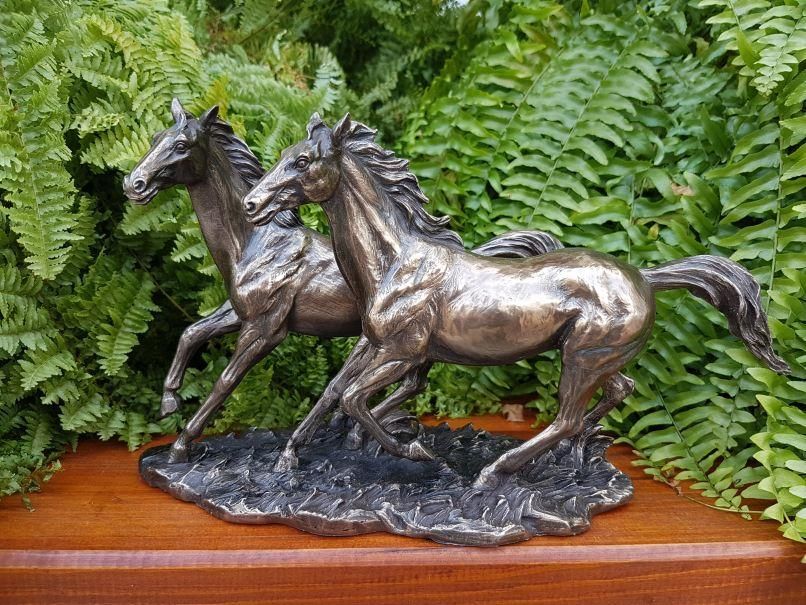 Veronese Rzeźba Piękne Konie W Galopie - Opinie i atrakcyjne ceny