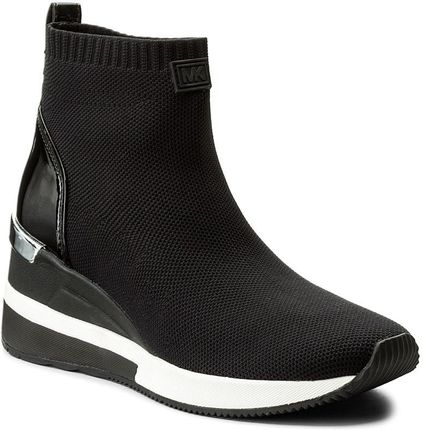 Michael kors shop skyler bootie black