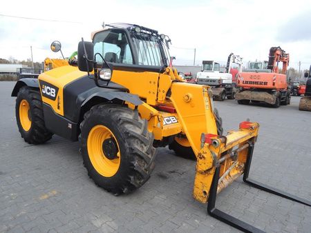 JCB 535 95 ładowarka teleskopowa (531 535 Manitou) Opinie Używane JCB 535 125 ŁADOWARKA TELESKOPOWA JCB 535 95 531 70