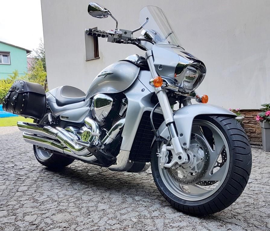 Suzuki intruder m109r