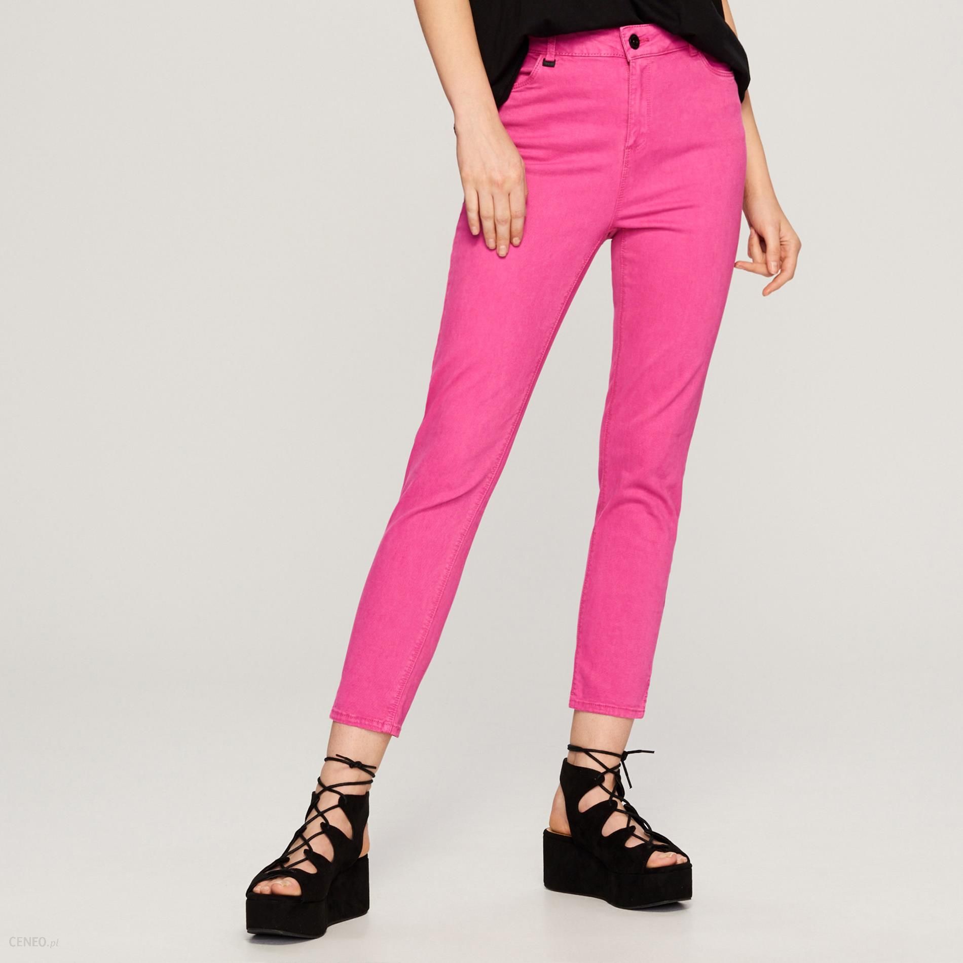 Черно розовые брюки