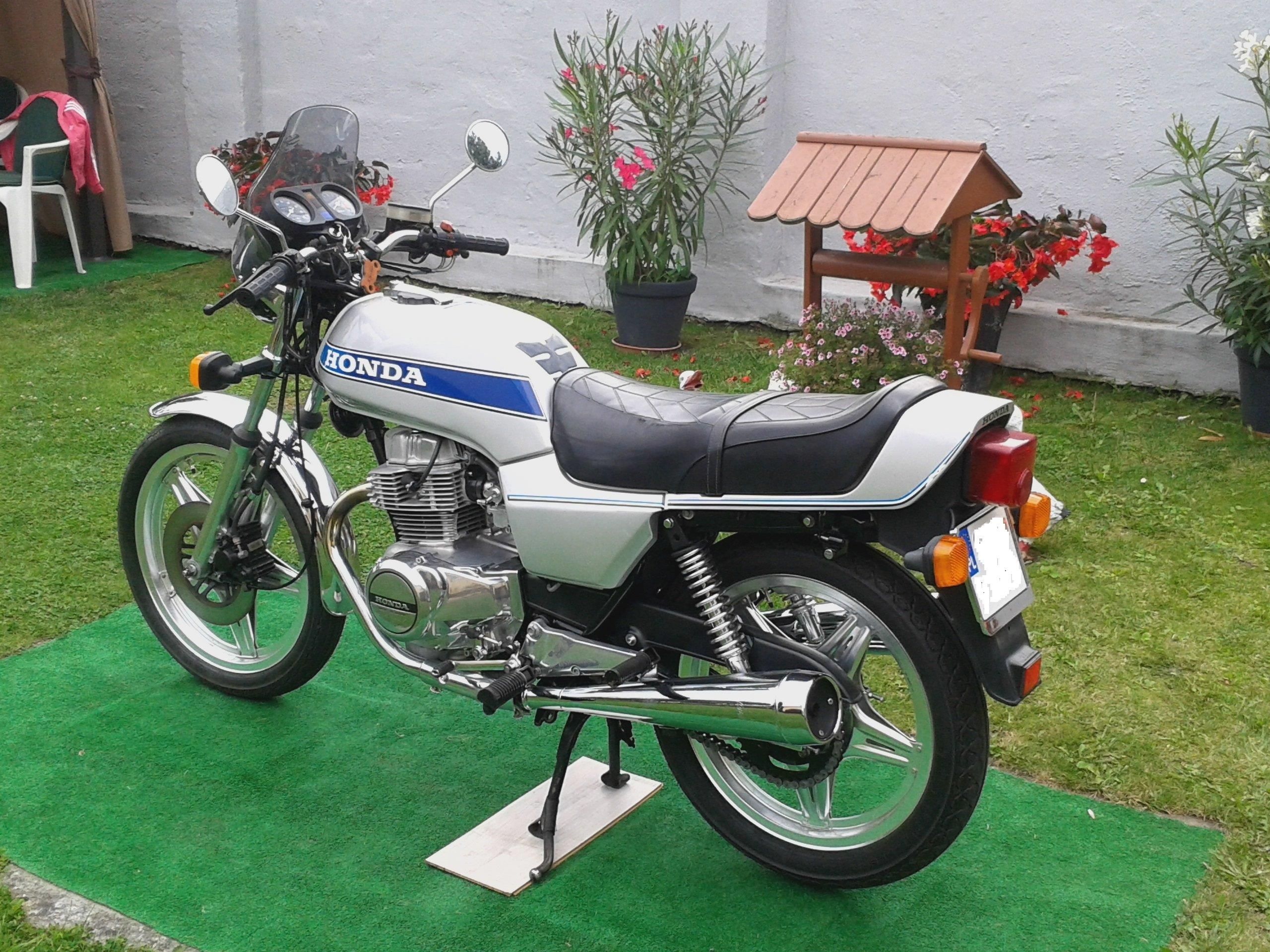 HONDA CB250N z 1980r ORYGINAŁ ZOBACZ WARTO !!! Opinie i ceny na