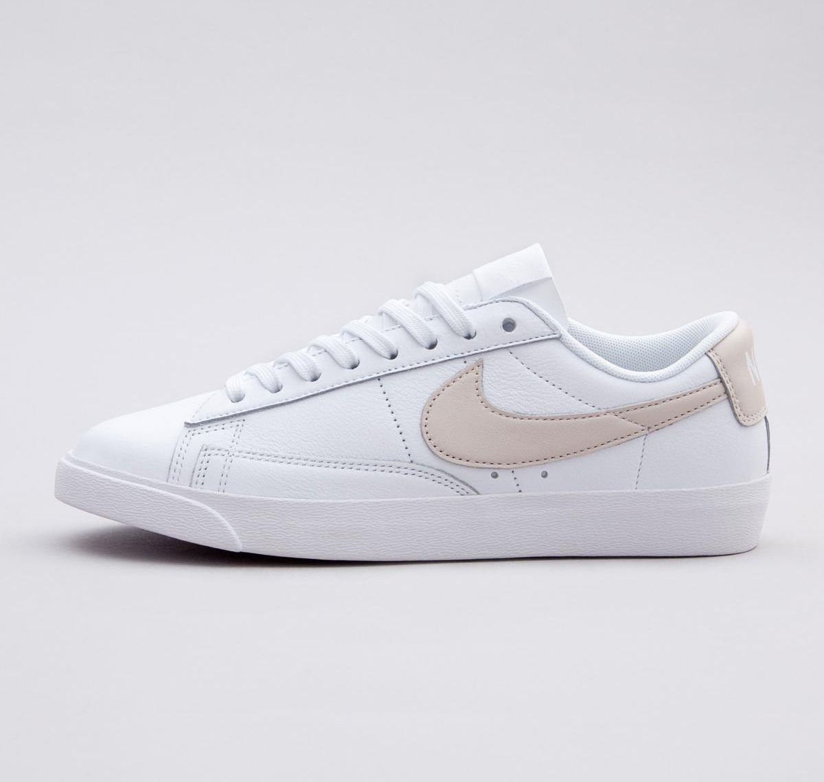 aa3961 nike