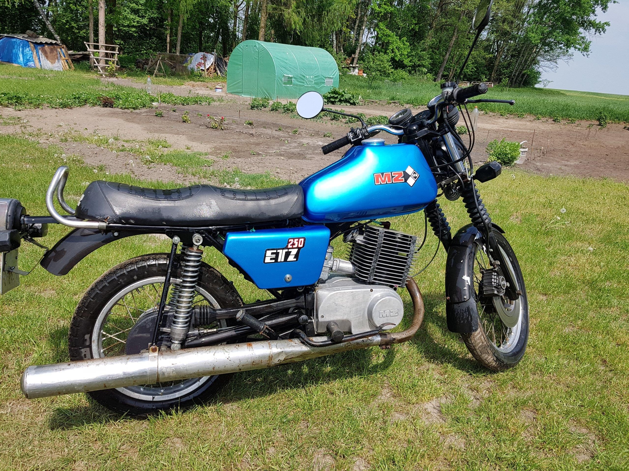 etm様② MZ ETZ 250 1982 DDR Wydech Hartmann Gaźnik PWK32 - YouTube