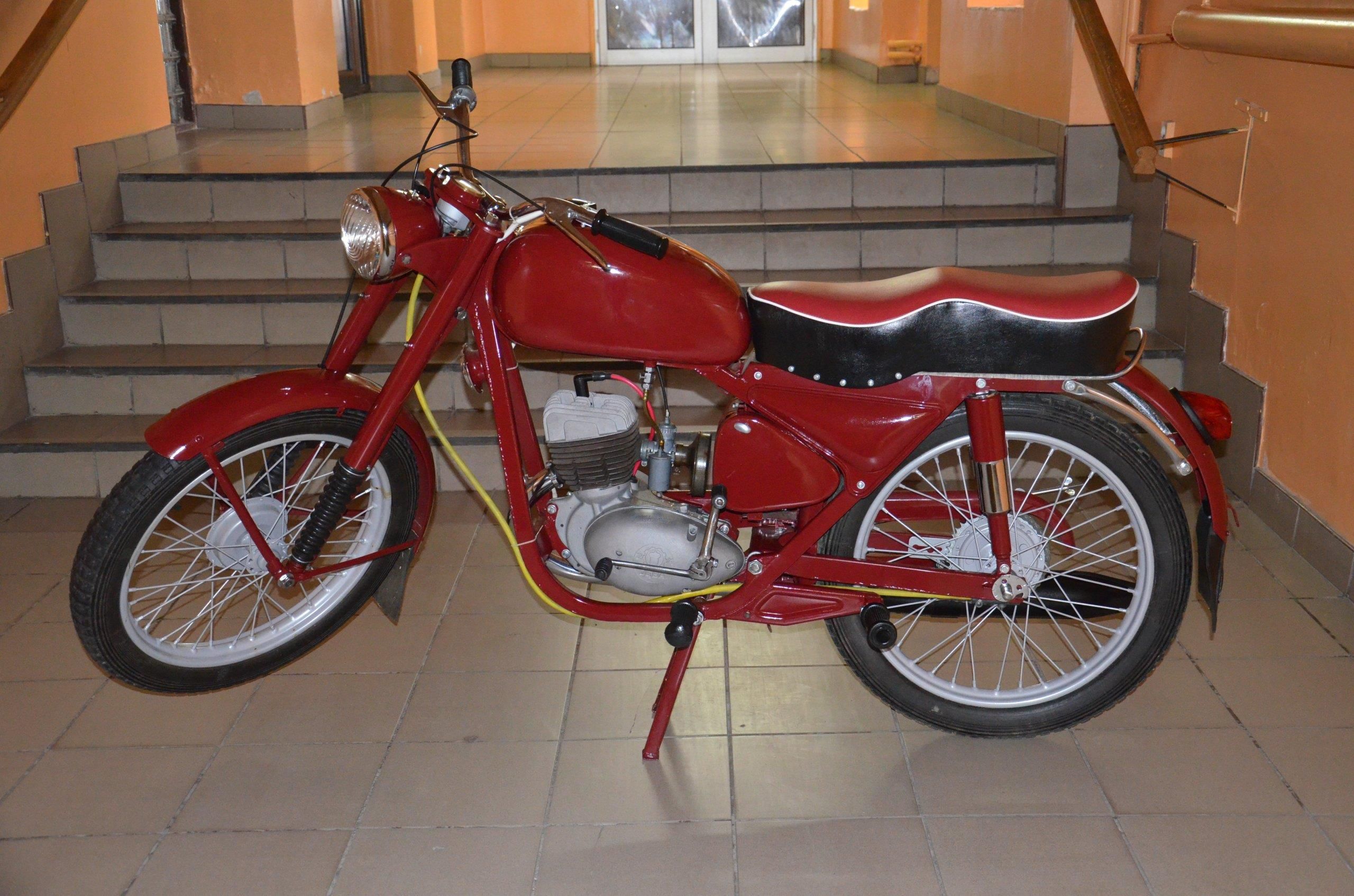 Motocykl M Ki Wsk M06 L Z 1962 Roku Opinie I Ceny Na Ceneopl 6102