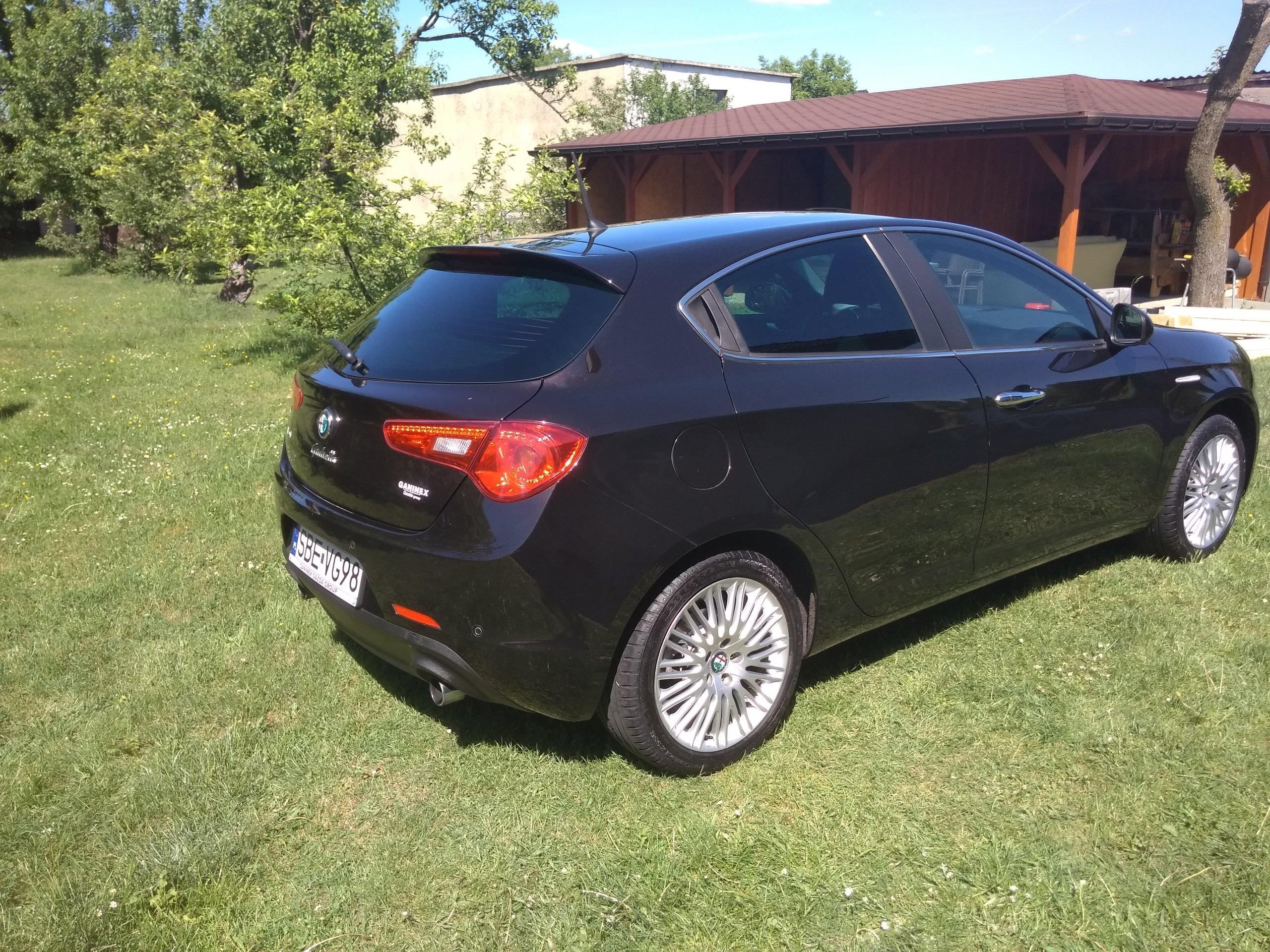 Alfa Romeo Giulietta 2014 150KM Hatchback Czarny - Opinie i ceny na ...