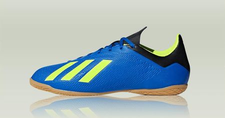 adidas tango 18.4