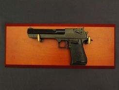 Denix Replika Pistolet Półautomatyczny Na Tablo Model 1123Tm30