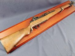 Denix Replika Karabin Garand M1 Kaliber 30 Na Tablo Model 1105T