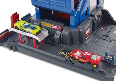 Hot Wheels City Rajdowy garaż Zestaw FTB68 Ceny i opinie