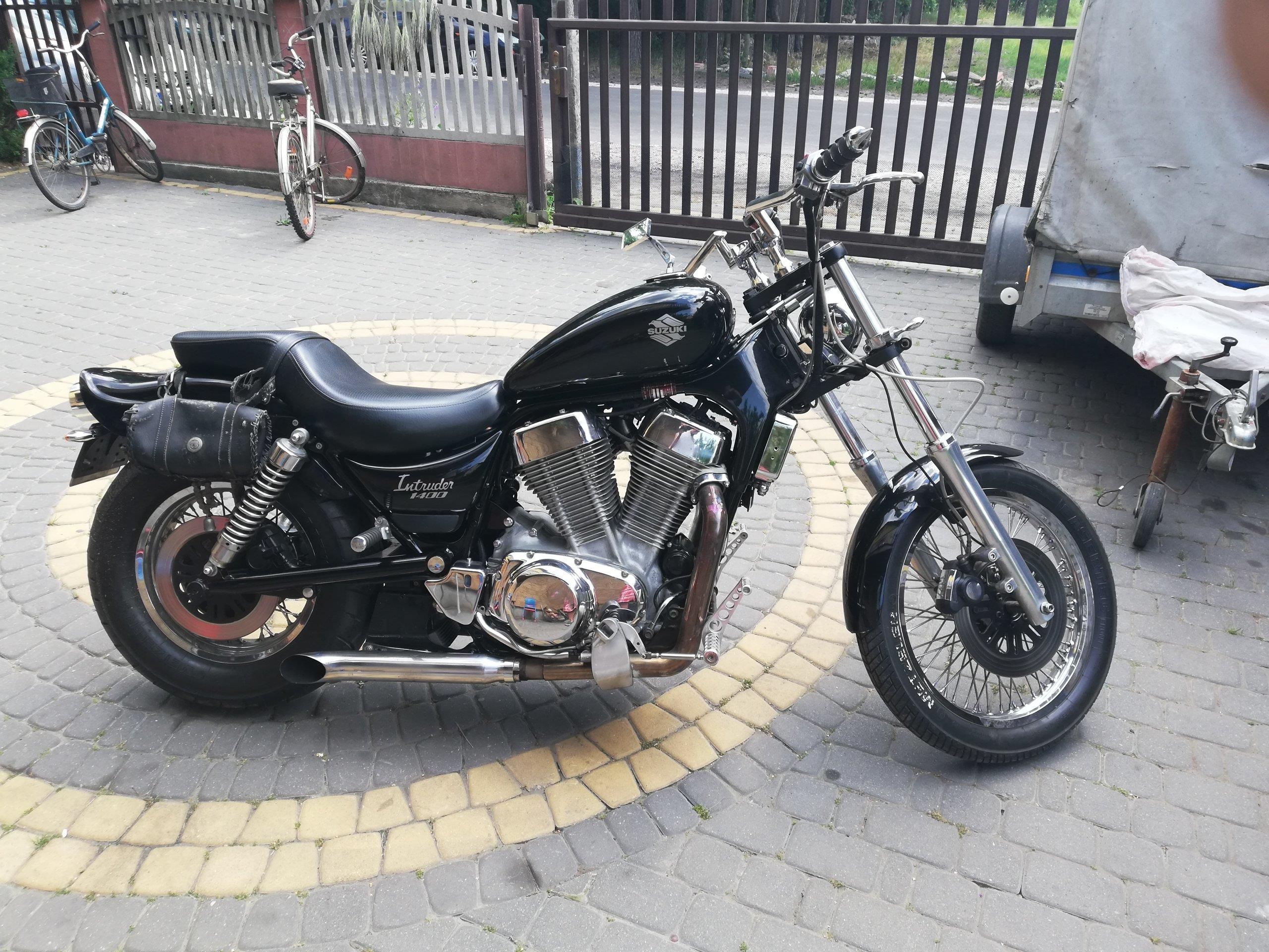 suzuki intruder 1400 chopper