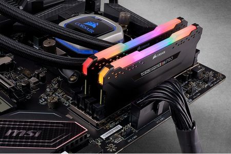 Pamięć RAM Corsair Vengeance RGB PRO 16GB (2x8GB) DDR4 2666MHz