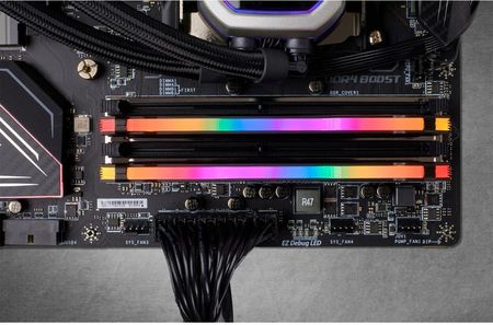 メモリー Corsair Vengeance 16GB x 4 DDR4 3000MHz Corsair (CMK16GX4M2B3000C15) Vengeance LPX 16GB (2x8GB) DDR4