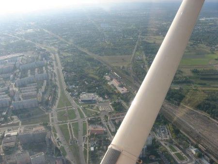 Lot widokowy samolotem Łódź lot Extra VIP miejsce drugiego pilota + zniżki na kursy sportowe o wartości 200zł