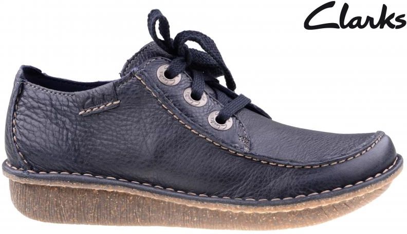 clarks funny dream brown