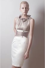 Vera Fashion Elegancka sukienka wizytowa w kolorze ecru Nicole