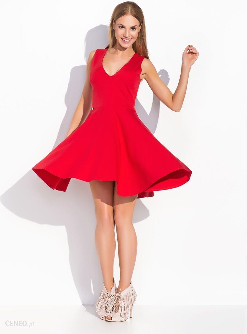 Makadamia Czerwona Rozkloszowana Sukienka z Dekoltem „V” na Szerokich  Ramiączkach - Ceny i opinie 