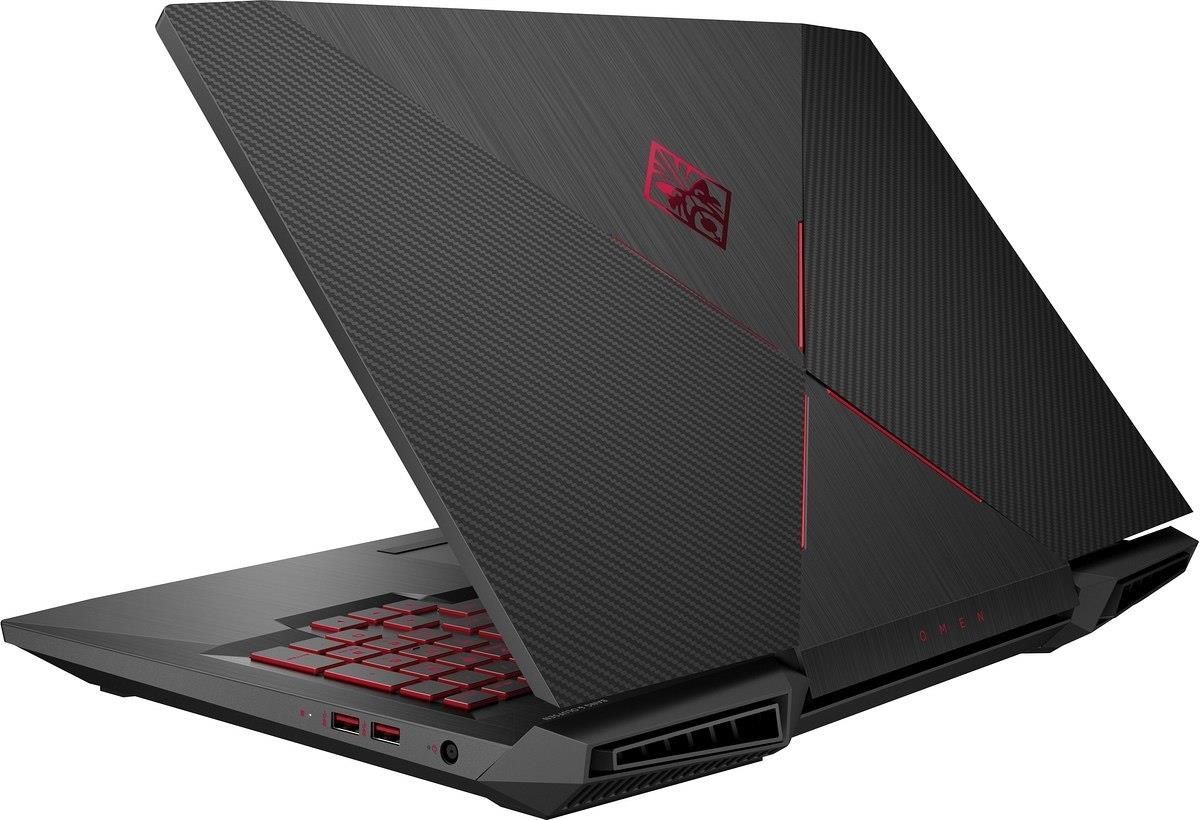 Laptop HP OMEN 17 i7-7700HQ 16/256SSD NVMe GTX 1070-8GB - Opinie i 