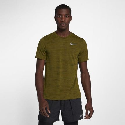 Nike miler essential deals