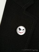 Wpinka do marynarki Joker