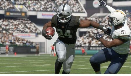 Madden NFL 18 XBox One!