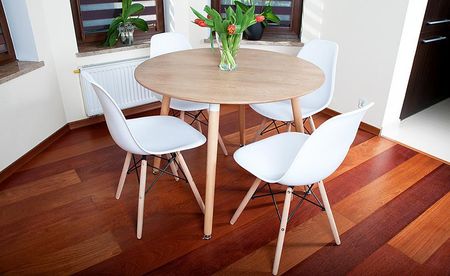 Lazur Stół Okrągły Fi 100 Drewnopodobny + 4 Krzesła Białe 