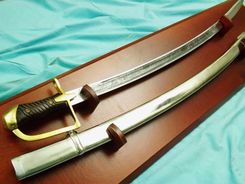 Zdjęcie Płatnerze Hiszpańscy Replika Szabla Polska Z 1934 Roku Na Tablo Nr 1934 Gp+Td - Poznań