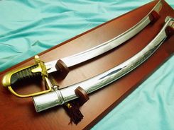 Zdjęcie Płatnerze Hiszpańscy Replika Szabla Polska Z 1921 Roku Na Tablo Nr 1921 Bgp+Td - Wronki