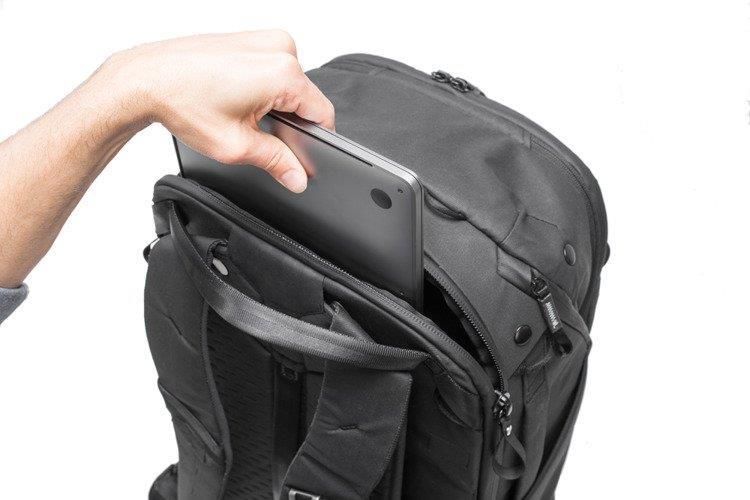 Peak Design Travel Backpack 45L czarny - zdjęcie 2 Peak Design Travel Backpack 45L czarny