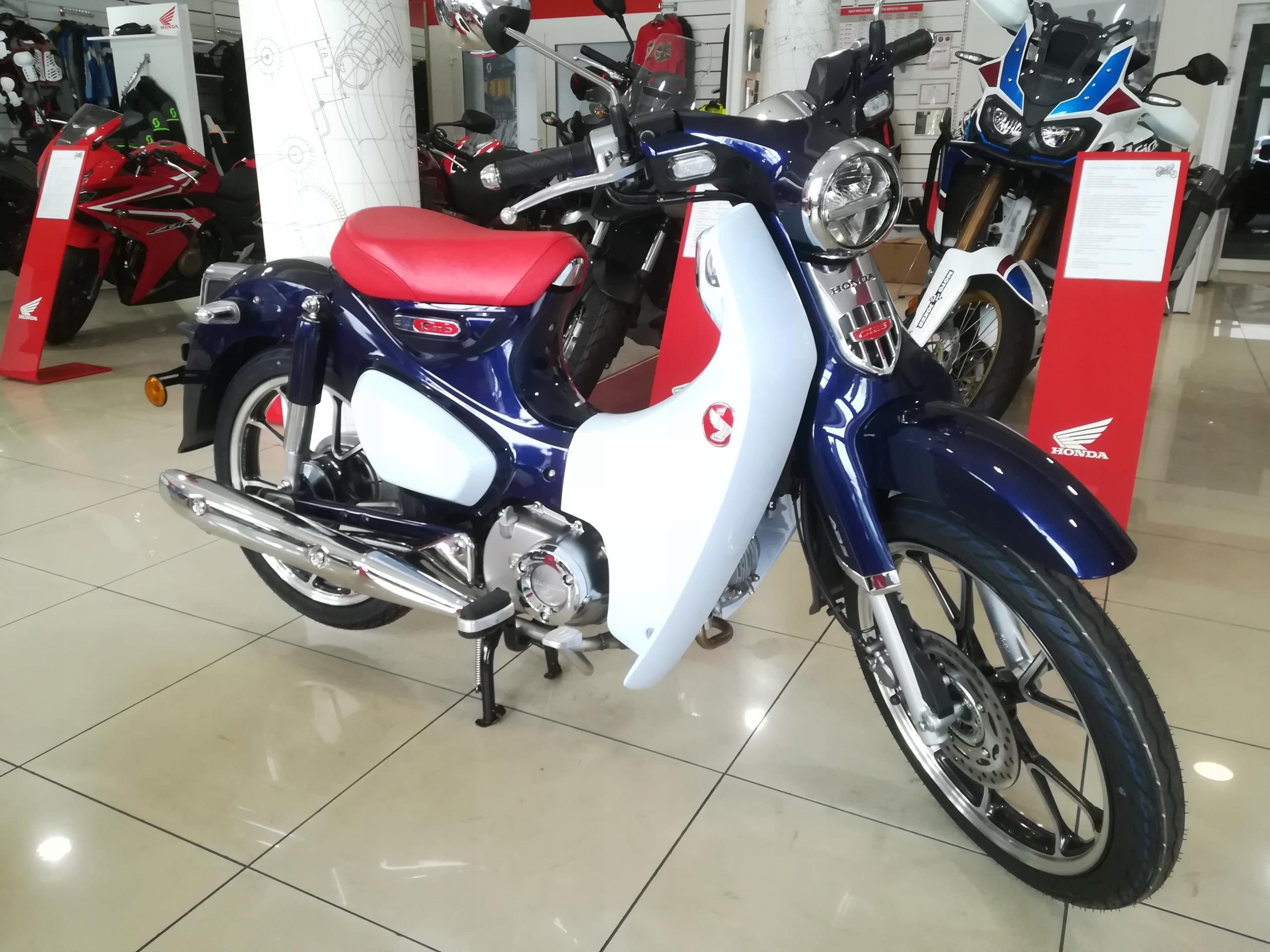 Honda super cub deals cena