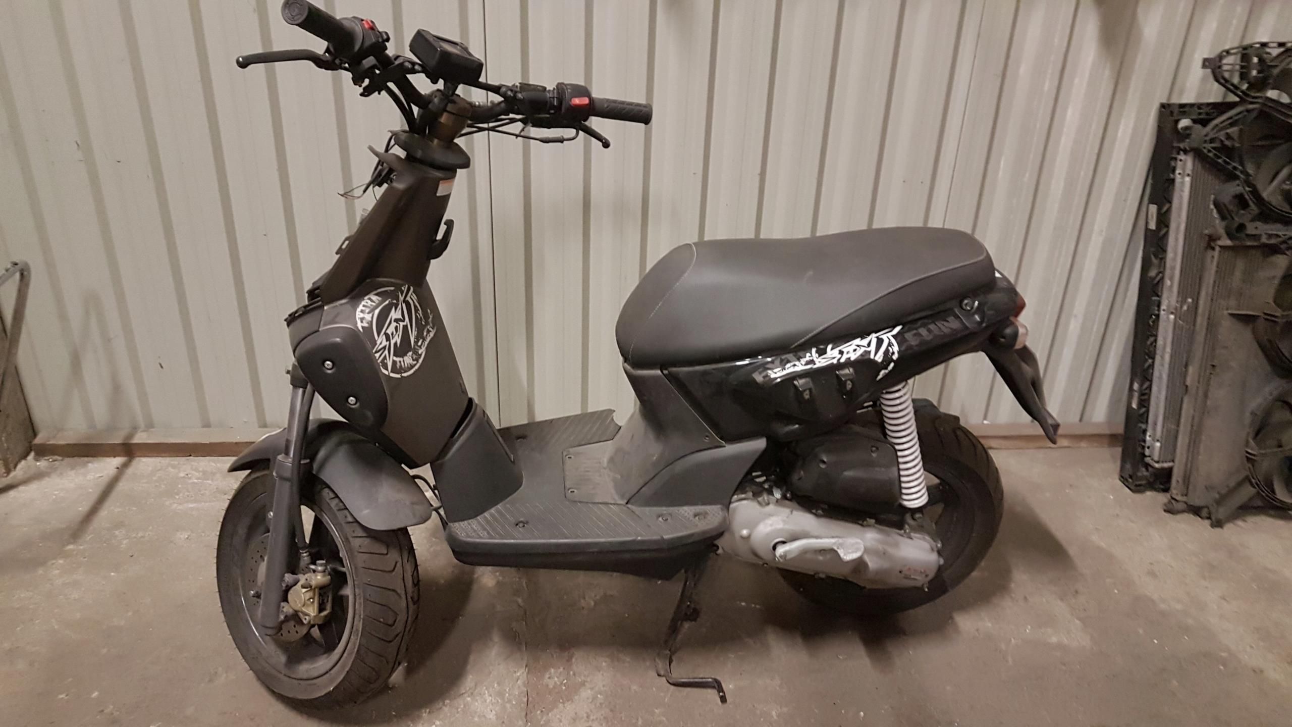 EU YAMAHA MBK STUNT 50cc 2スト - ヤマハ