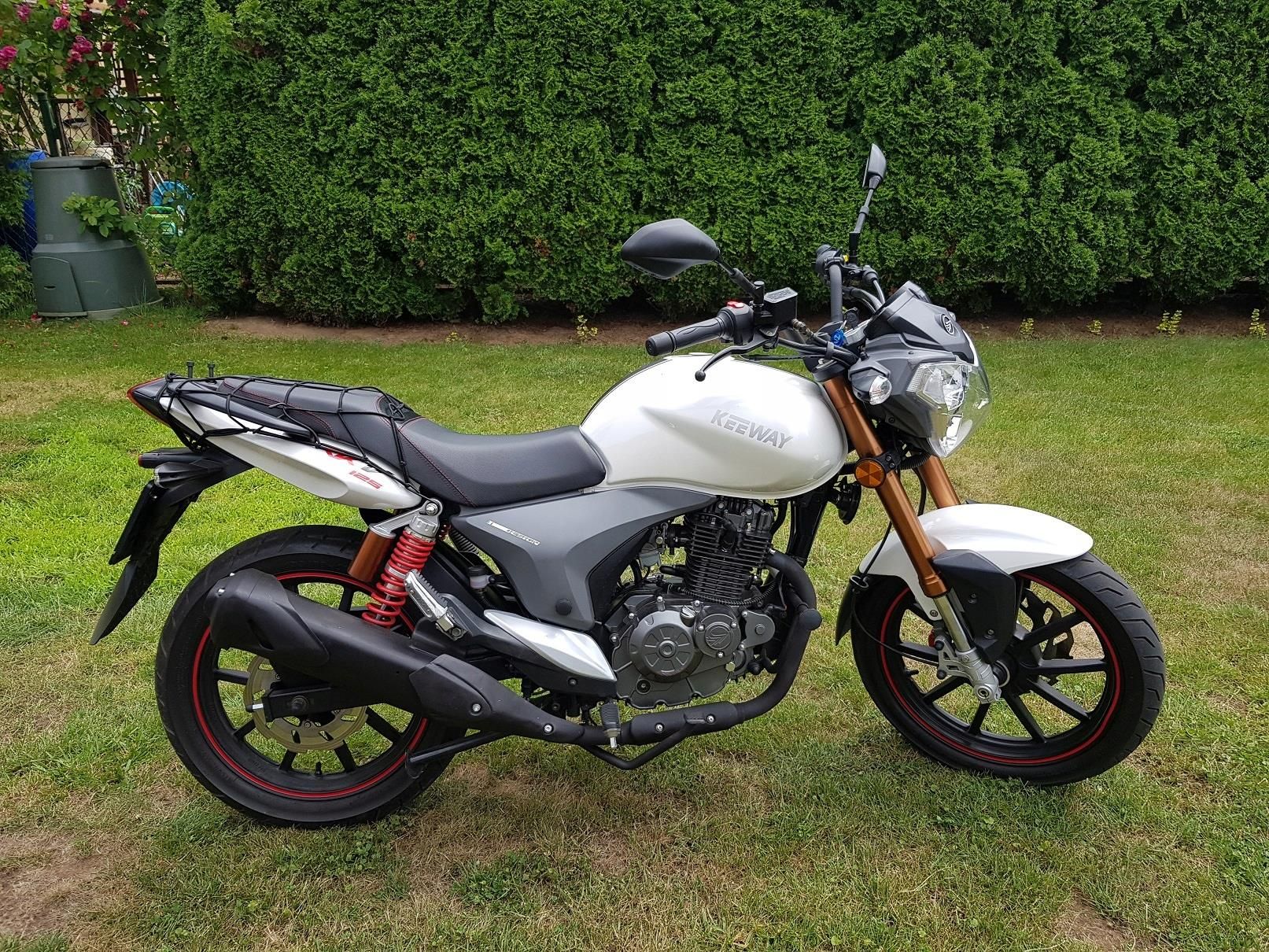 Benelli keeway store rkv 125