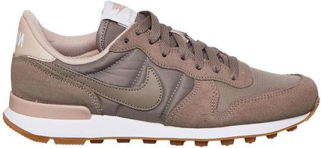 nike internationalist 37