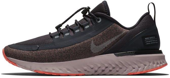 nike shield water repellent wet traction