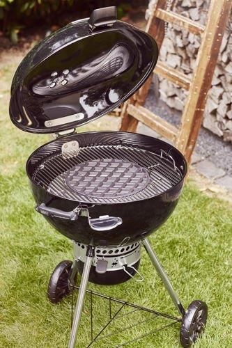 фото Гриль вугільний мобільний Weber Master-Touch GBS Premium E-5775 Charcoal Barbecue 57cm (17401004)