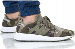 sandały na cienkich paskach