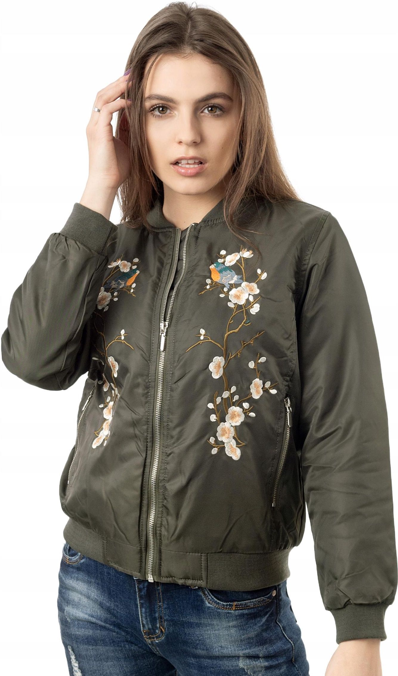 Бомбер вайлдберриз. Бомбер американский женский. Женские бомберы в москве. Женские бомберы в москве. Бомбер женский.
