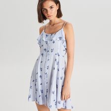 Cropp - Kwiatowa sukienka na ramiączkach - Niebieski - Ceny i opinie -  