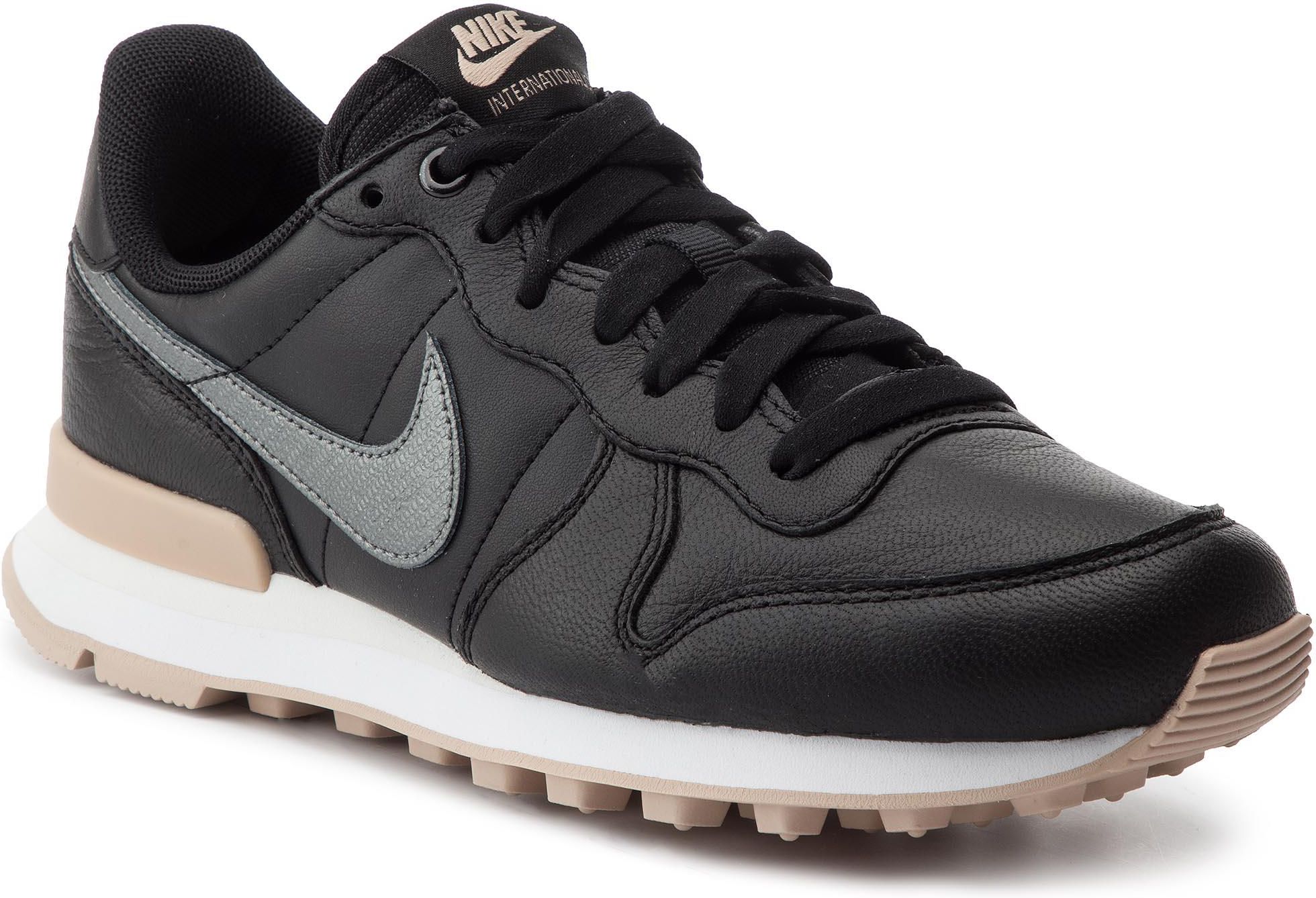 nike internationalist prm black