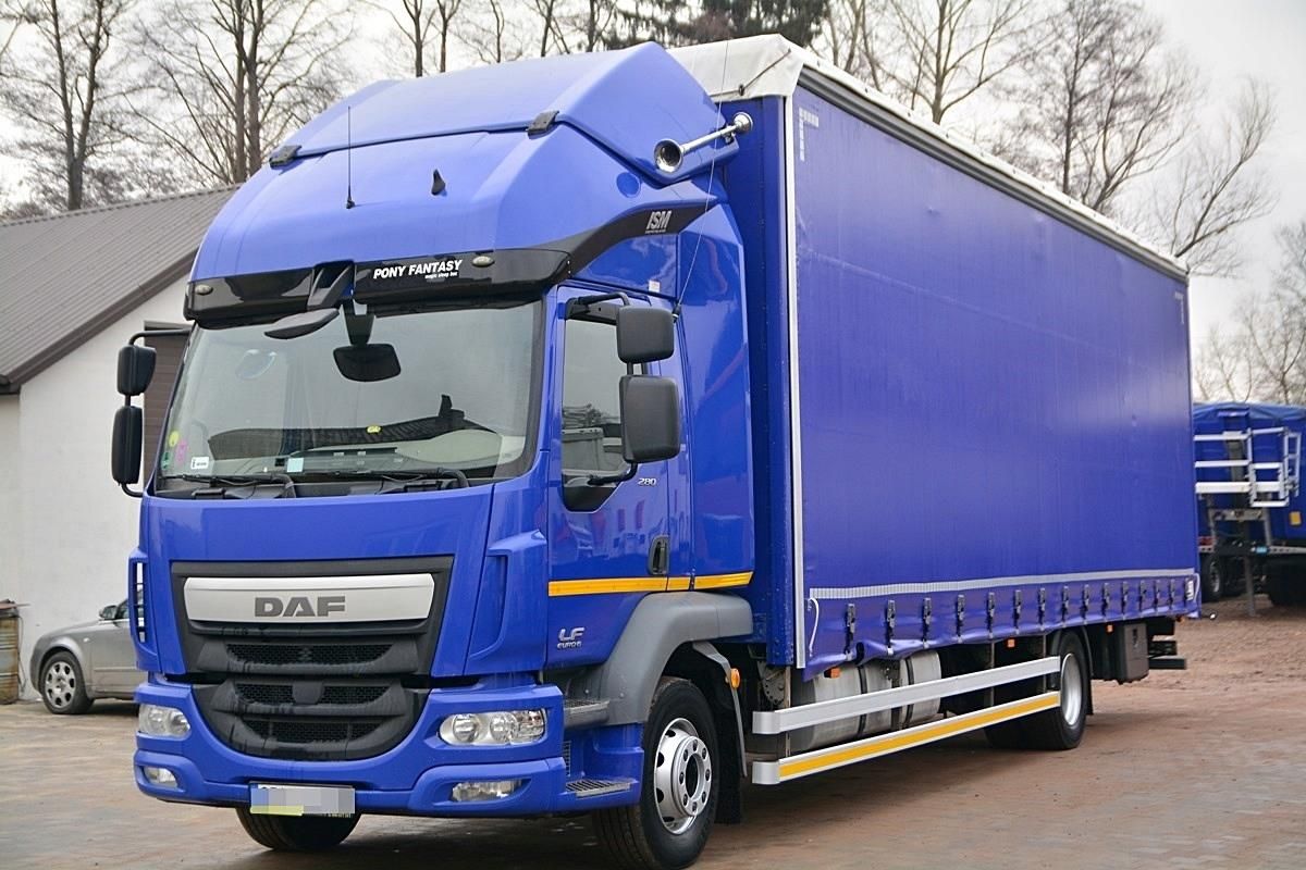 DAF LF тентованный 5 тонный