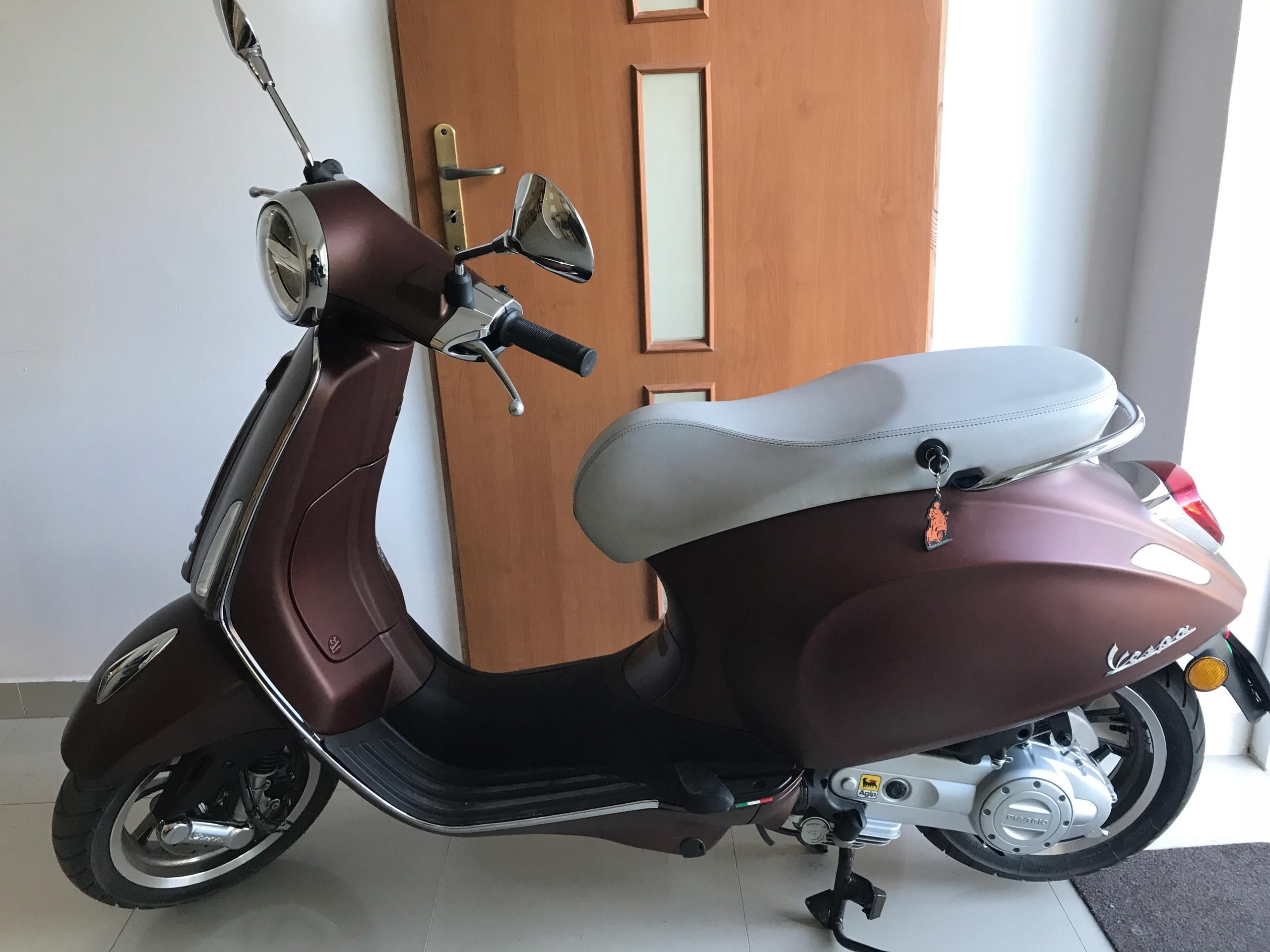 Skuter Vespa Primavera 50 4T 3V-E4 2018 Gwarancja - Opinie i ceny na ...