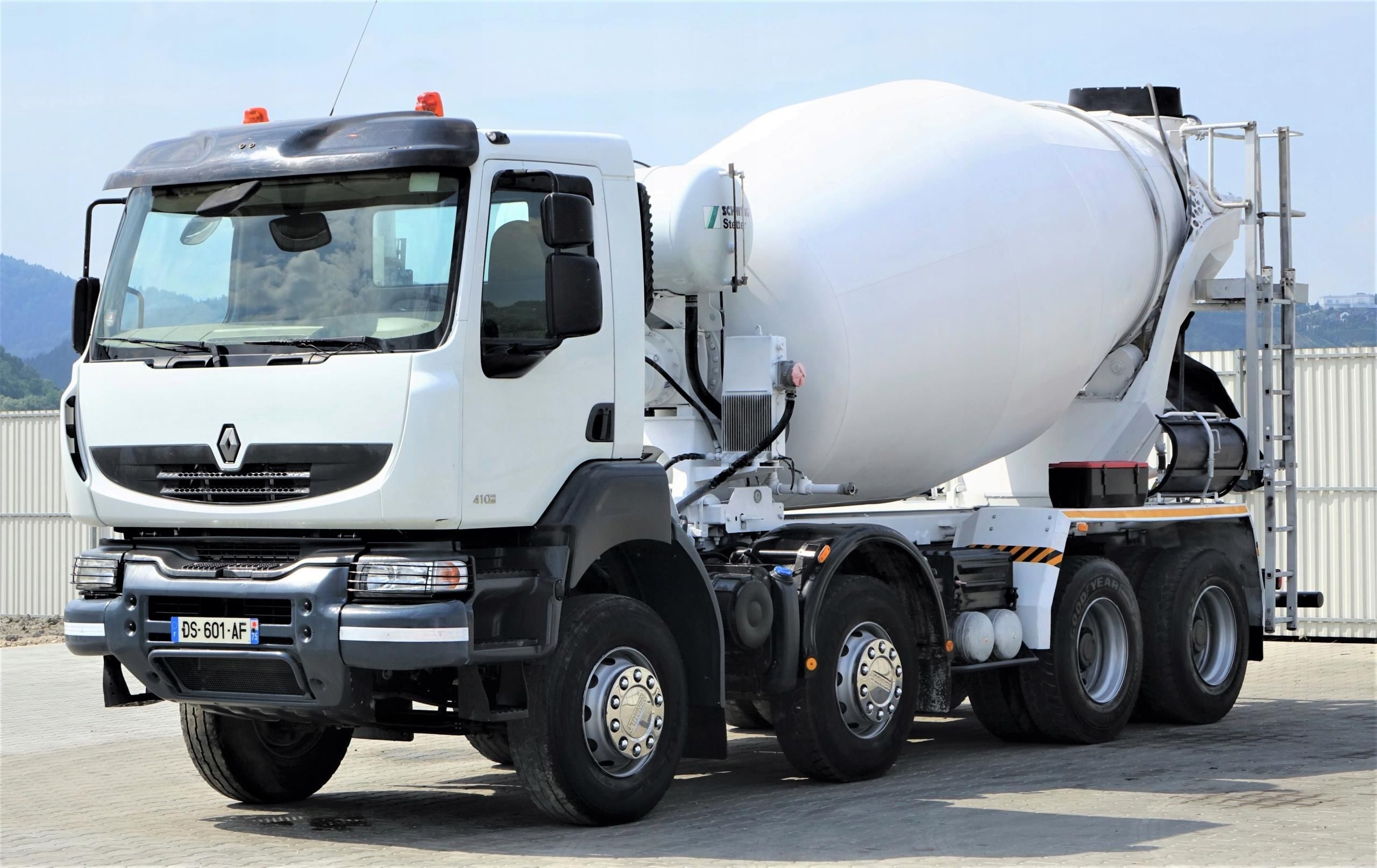 Renault Kerax 410 DXI Betoniarka 8x4 Stan BDB Opinie I Ceny Na